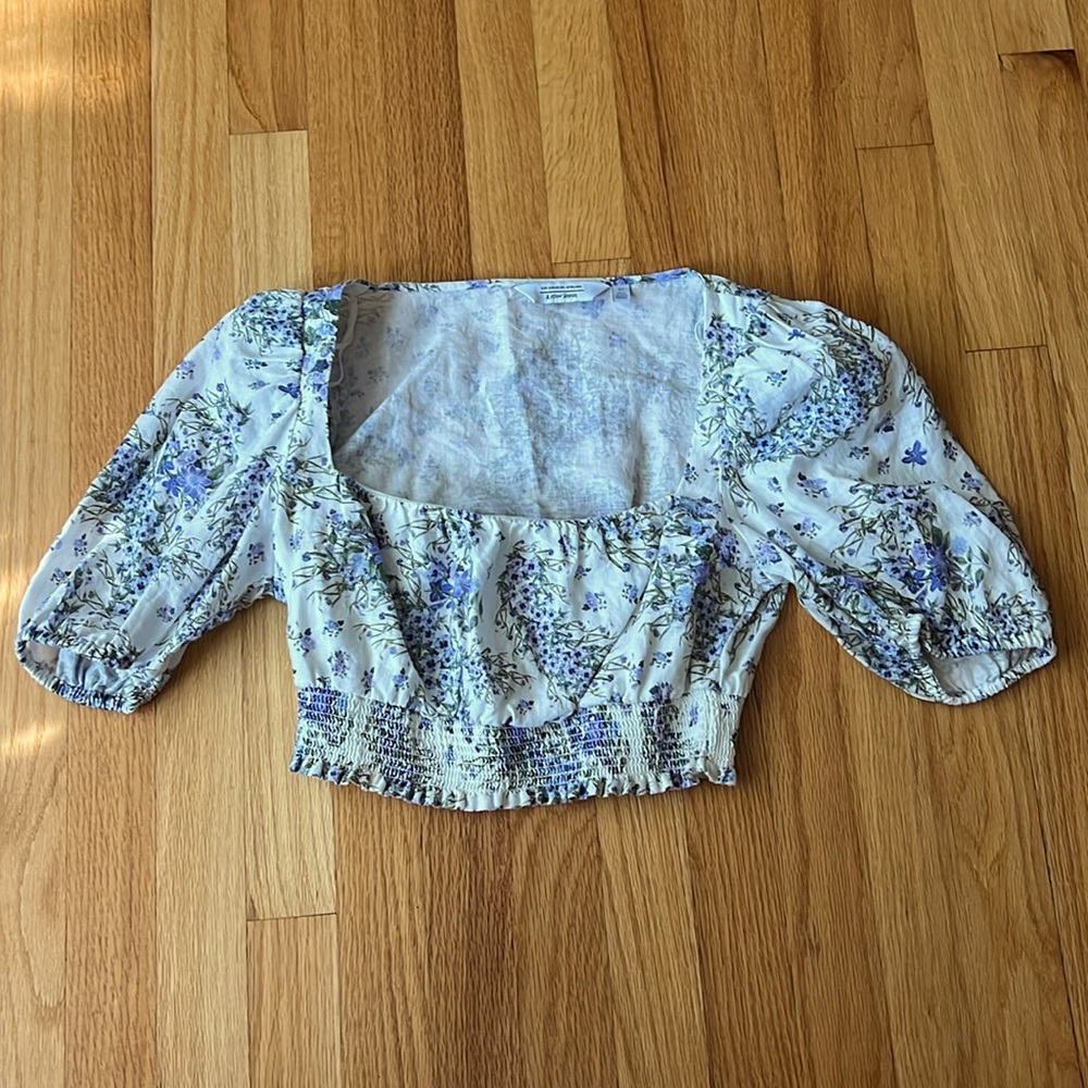 Crop top puff sleeve